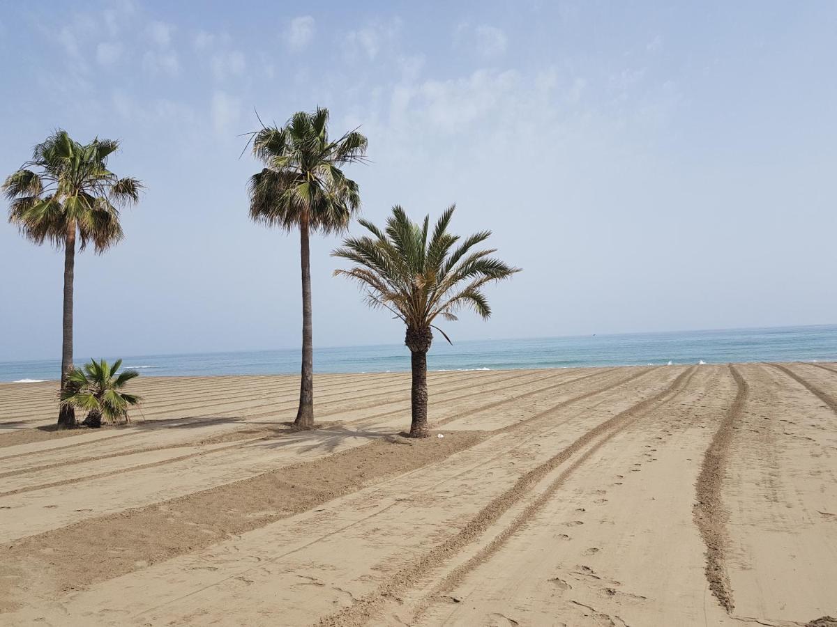 Free Parking, 40 Meters From The Beach, Wi-Fi, Ac 埃斯特波纳 外观 照片