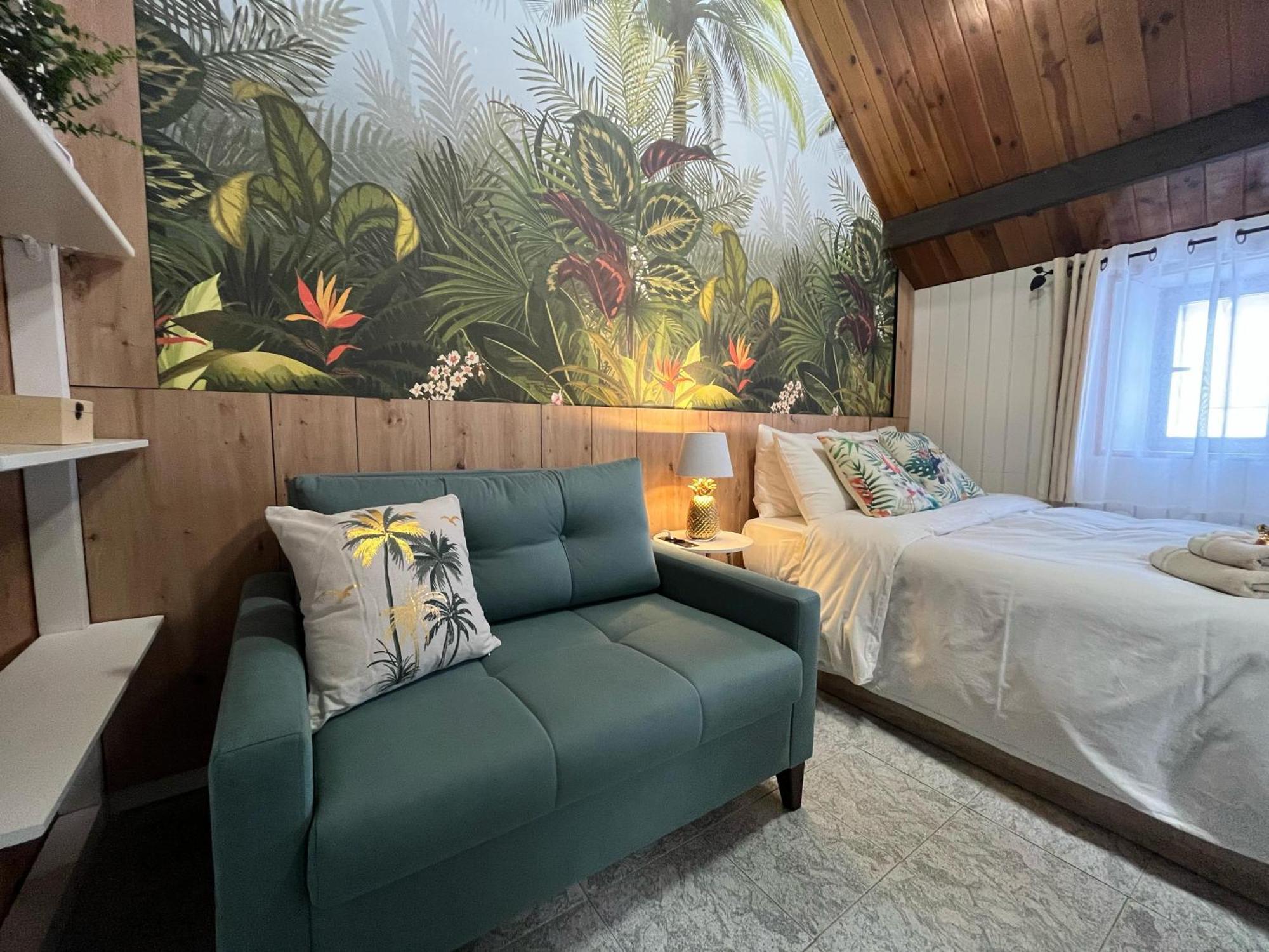 Free Parking, 40 Meters From The Beach, Wi-Fi, Ac 埃斯特波纳 外观 照片