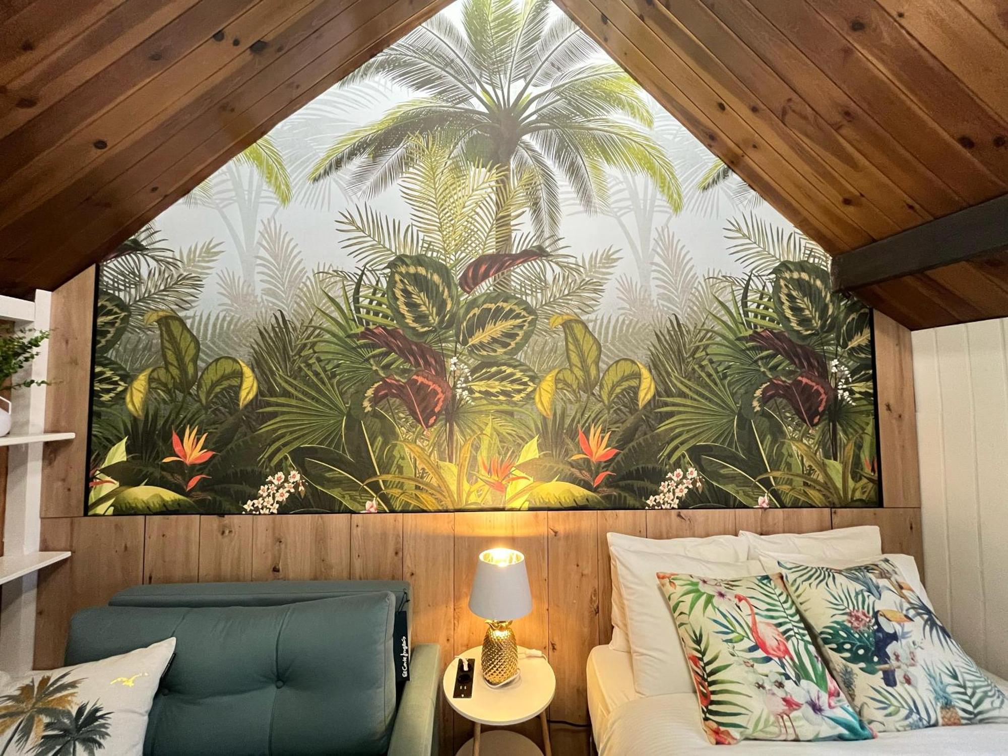 Free Parking, 40 Meters From The Beach, Wi-Fi, Ac 埃斯特波纳 外观 照片
